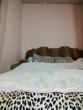 KrasniyFelix online show from December 3, 2025, 7:30 am