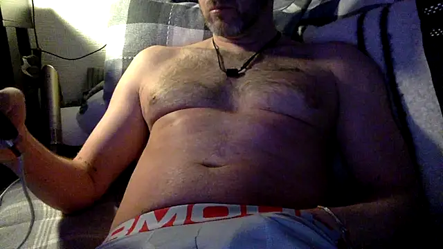 Snapshot of Stardrew123 chatting on February 8, 2026, 10:07 pm Stardrew123 online show from February 8, 2026, 10:07 pm