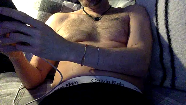 Snapshot of Stardrew123 chatting on February 27, 2026, 10:20 pm Stardrew123 online show from February 27, 2026, 10:20 pm