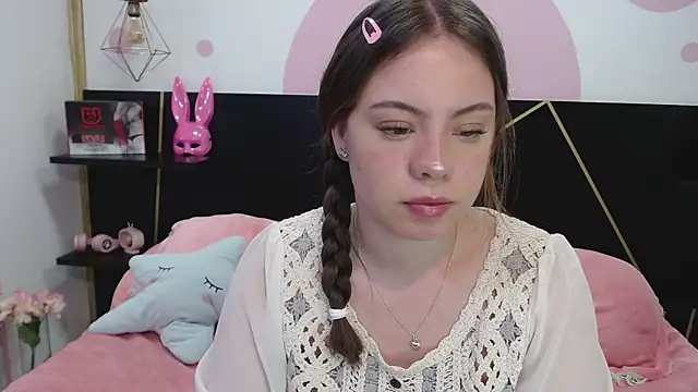 Snapshot of DanniAbbey chatting on March 21, 2025, 9:12 pm DanniAbbey online show from March 21, 2025, 9:12 pm