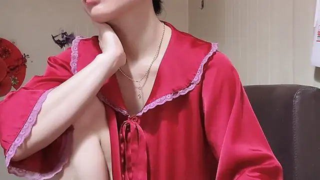 Snapshot of LinhChi_9x chatting on May 3, 2026, 12:49 am LinhChi 9x online show from May 3, 2026, 12:49 am