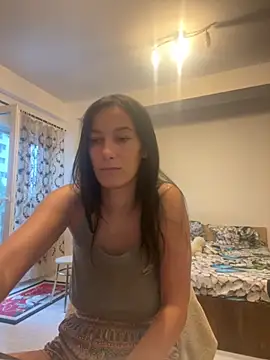 AnnnMary online show from September 10, 2025, 3:55 pm