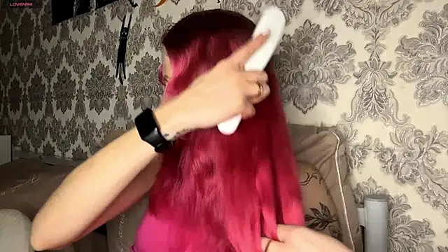 MarthaGees online show from November 28, 2025, 5:02 pm