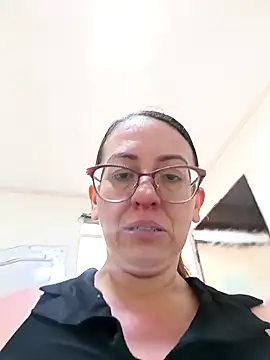 miss hanna07 online show from May 4, 2026, 6:33 pm