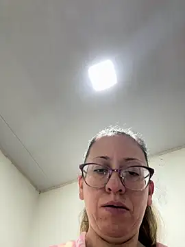 miss hanna07 online show from September 27, 2025, 3:12 am