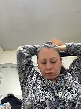 miss hanna07 online show from December 14, 2025, 12:50 am