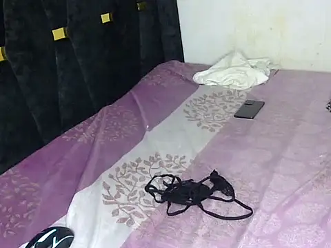 Snapshot of Livhornyy chatting on February 21, 2026, 3:41 am Livhornyy online show from February 21, 2026, 3:41 am