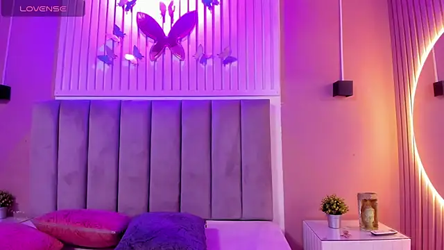 Snapshot of diosa_cristal chatting on September 17, 2025, 3:19 am diosa cristal online show from September 17, 2025, 3:19 am