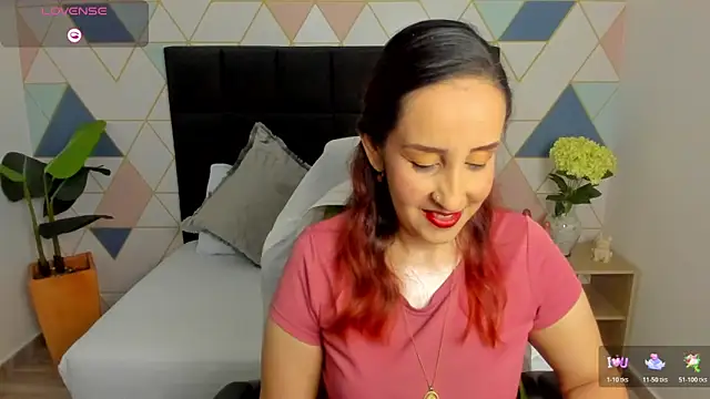 Snapshot of jadde13_ chatting on November 12, 2025, 8:56 pm jadde13 online show from November 12, 2025, 8:56 pm