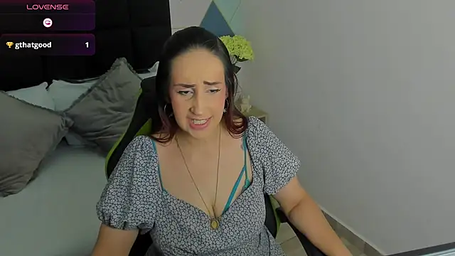 Snapshot of jadde13_ chatting on November 5, 2025, 8:01 pm jadde13 online show from November 5, 2025, 8:01 pm