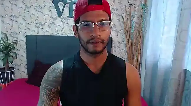 sweet-blowork online show from December 6, 2024, 9:51 pm