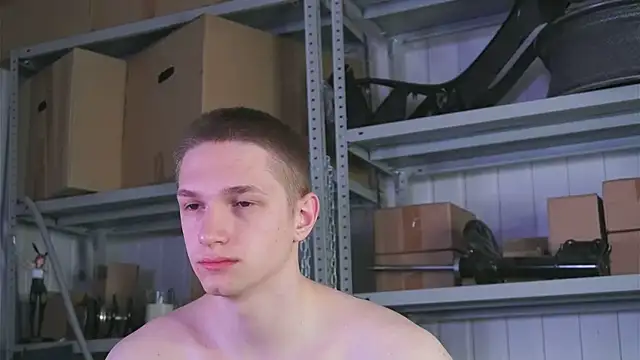 dustyn fox online show from April 3, 2026, 3:35 am