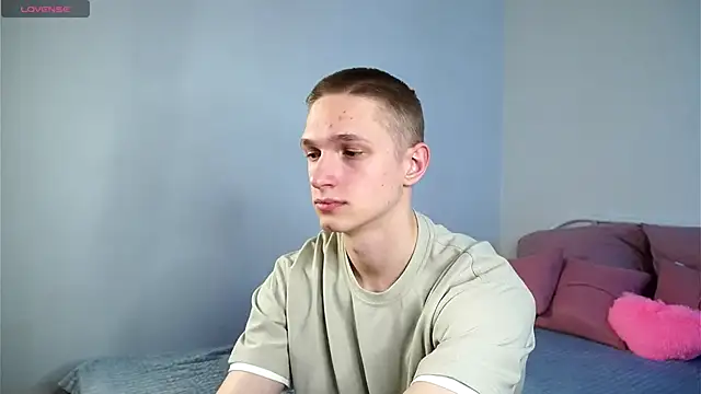 Snapshot of dustyn_fox chatting on February 27, 2025, 7:04 pm dustyn fox online show from February 27, 2025, 7:04 pm