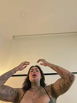 Iam Annii online show from March 4, 2026, 11:56 pm