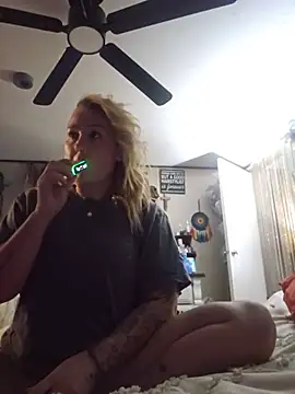 Snapshot of ashlynnstarr chatting on July 31, 2026, 7:11 pm ashlynnstarr online show from July 31, 2026, 7:11 pm