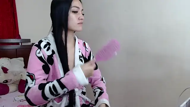 Snapshot of petitolivia chatting on February 27, 2026, 11:15 pm petitolivia online show from February 27, 2026, 11:15 pm