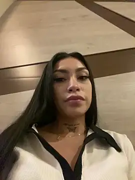 Snapshot of Effy_Bonny chatting on March 3, 2025, 6:13 pm Effy Bonny online show from March 3, 2025, 6:13 pm