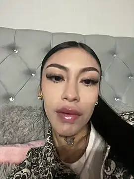 Snapshot of Effy_Bonny chatting on March 15, 2025, 2:14 am Effy Bonny online show from March 15, 2025, 2:14 am