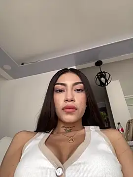 Effy Bonny online show from October 10, 2025, 7:15 pm