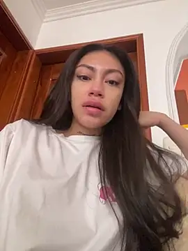 Snapshot of Effy_Bonny chatting on October 5, 2025, 2:41 pm Effy Bonny online show from October 5, 2025, 2:41 pm