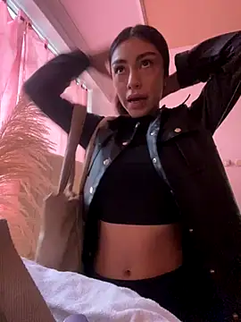 Effy Bonny online show from October 15, 2025, 3:09 pm