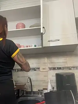 Snapshot of Joseph_and_Amy_ chatting on January 9, 2025, 11:45 pm Joseph and Amy online show from January 9, 2025, 11:45 pm