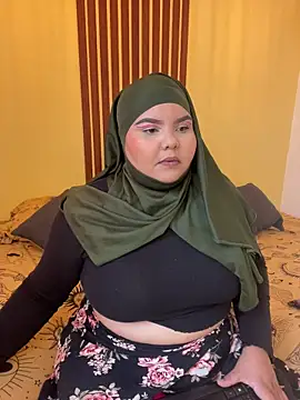  Shara Handal  online show from October 11, 2025, 8:10 pm