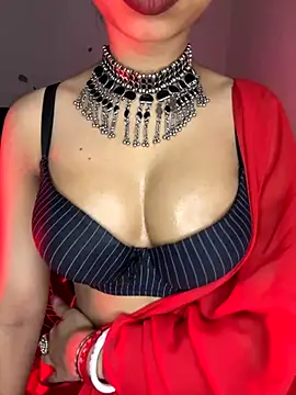 Hot-sexy222 online show from November 1, 2025, 1:34 am