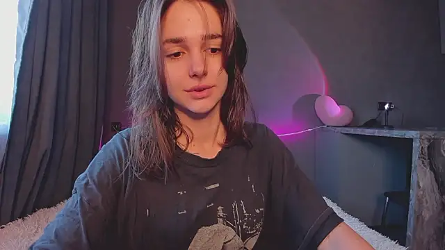 JudyAngil online show from February 4, 2026, 6:30 am