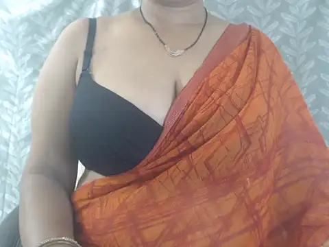 cute-priy online show from July 8, 2026, 5:30 am