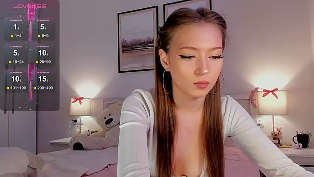 Snapshot of diana_nier chatting on April 14, 2026, 7:08 pm diana nier online show from April 14, 2026, 7:08 pm