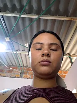 sexy-latin10 online show from October 3, 2025, 3:35 pm