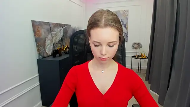 MileyWings online show from March 18, 2026, 11:35 am