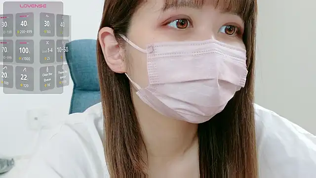 MoMoka jp online show from June 15, 2026, 12:01 am