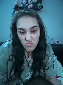 Snapshot of ThicBunz chatting on February 2, 2026, 2:32 am ThicBunz online show from February 2, 2026, 2:32 am