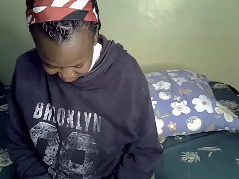 Snapshot of Sexiebony12 chatting on April 14, 2026, 10:48 pm Sexiebony12 online show from April 14, 2026, 10:48 pm