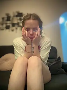 Piinkpandora online show from April 18, 2026, 9:04 pm