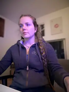 Snapshot of Piinkpandora chatting on February 15, 2026, 12:26 pm Piinkpandora online show from February 15, 2026, 12:26 pm