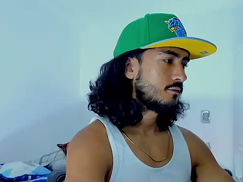 Snapshot of david__johnson372 chatting on November 23, 2025, 2:10 am david johnson372 online show from November 23, 2025, 2:10 am