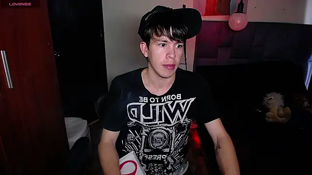 DominicPrince online show from November 23, 2025, 7:35 pm