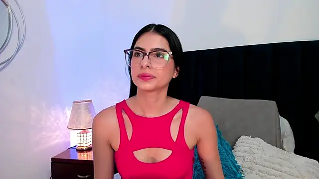 Snapshot of AuraStonee chatting on December 16, 2024, 6:16 pm AuraStonee online show from December 16, 2024, 6:16 pm