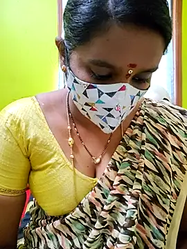 anisha91 online show from December 22, 2025, 5:40 am