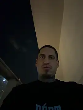 juicyj1311 online show from March 3, 2026, 8:21 am