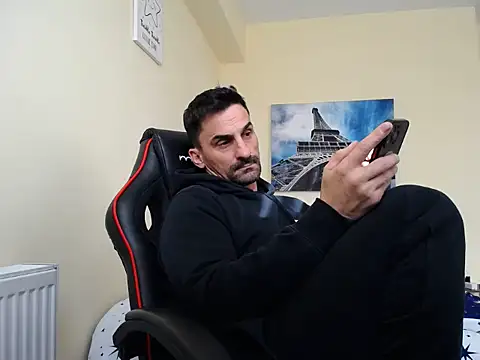 Snapshot of amydamarw chatting on March 1, 2026, 1:22 pm amydamarw online show from March 1, 2026, 1:22 pm