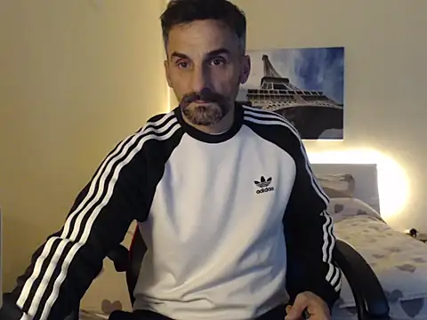 Snapshot of amydamarw chatting on February 13, 2026, 5:13 pm amydamarw online show from February 13, 2026, 5:13 pm