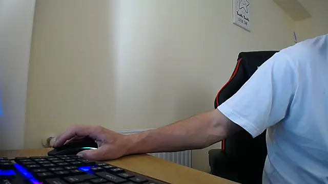 amydamarw online show from April 8, 2026, 11:55 am