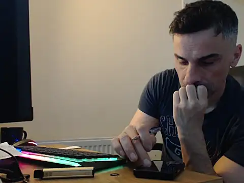 Snapshot of amydamarw chatting on February 21, 2026, 5:42 am amydamarw online show from February 21, 2026, 5:42 am