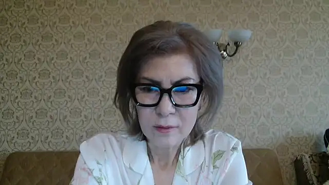 Elegant00Lady online show from December 20, 2025, 3:31 am