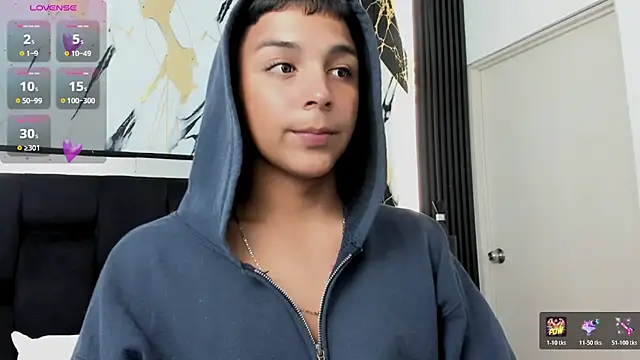 Snapshot of Seductivo_jr chatting on February 8, 2026, 5:16 am Seductivo jr online show from February 8, 2026, 5:16 am