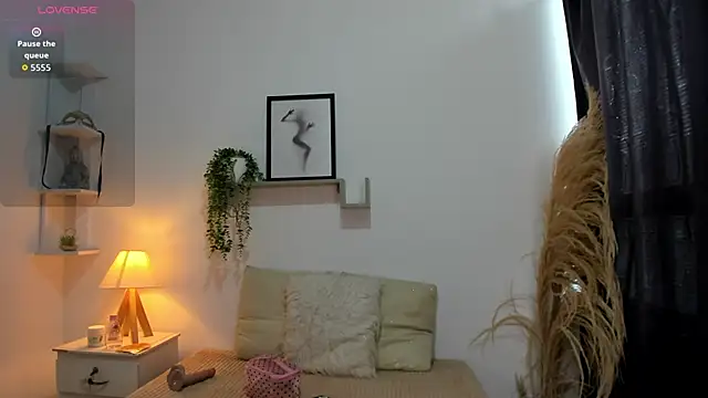 Abigail 29 online show from November 11, 2025, 12:11 pm